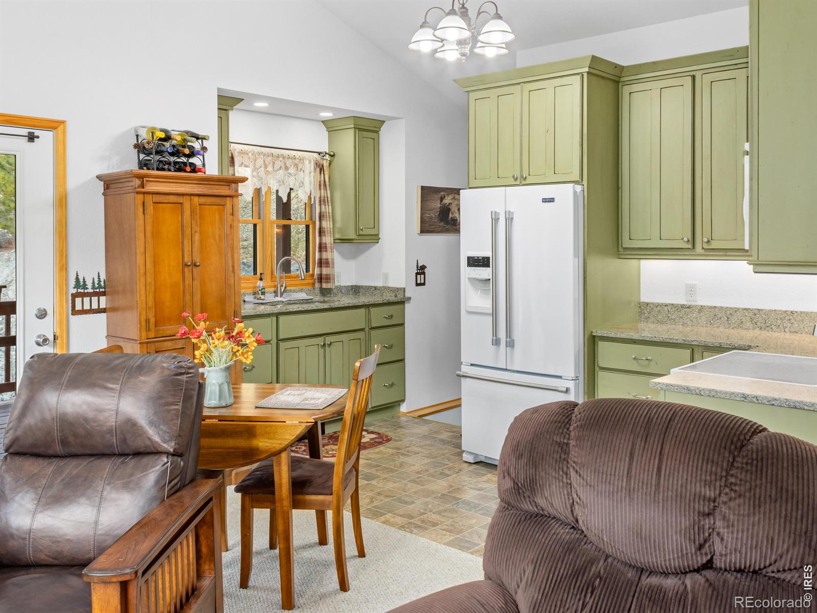 MLS Image #5 for 1002  streamside drive,glen haven, Colorado