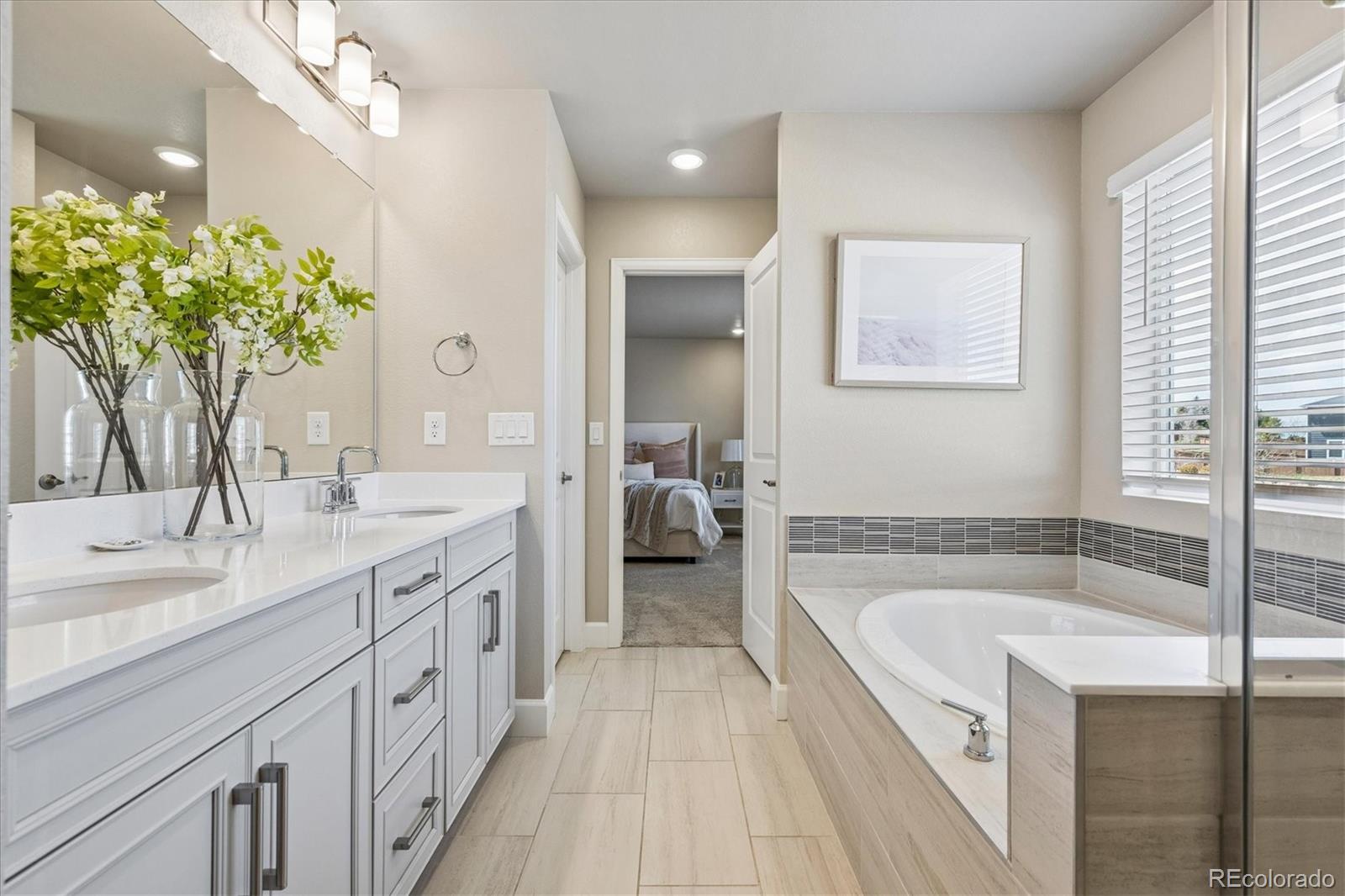 MLS Image #22 for 605  silver rock trail,castle rock, Colorado
