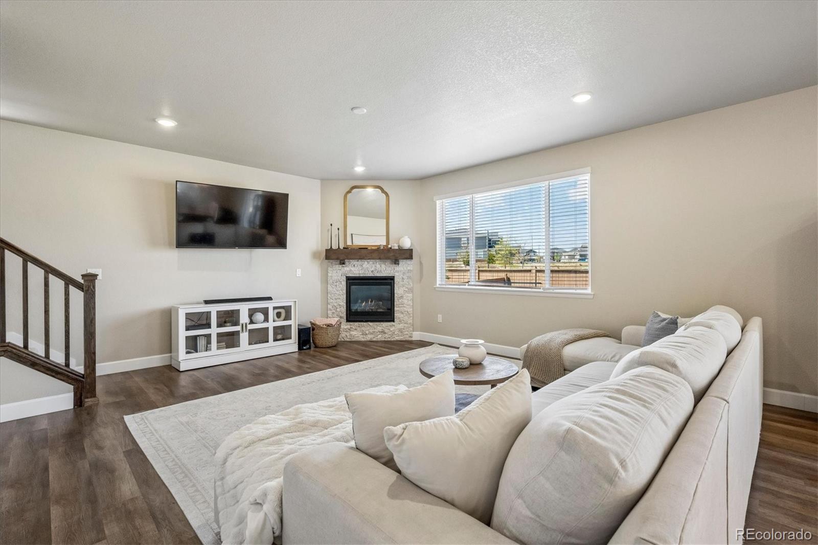 MLS Image #7 for 605  silver rock trail,castle rock, Colorado