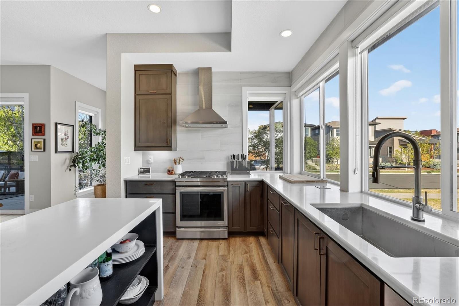 MLS Image #11 for 6601  fern drive,denver, Colorado