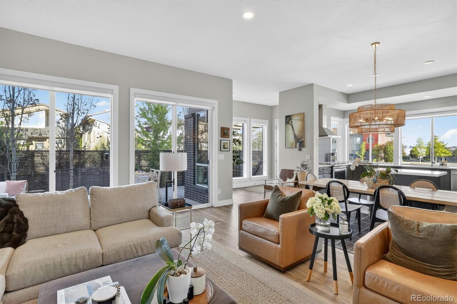 MLS Image #14 for 6601  fern drive,denver, Colorado
