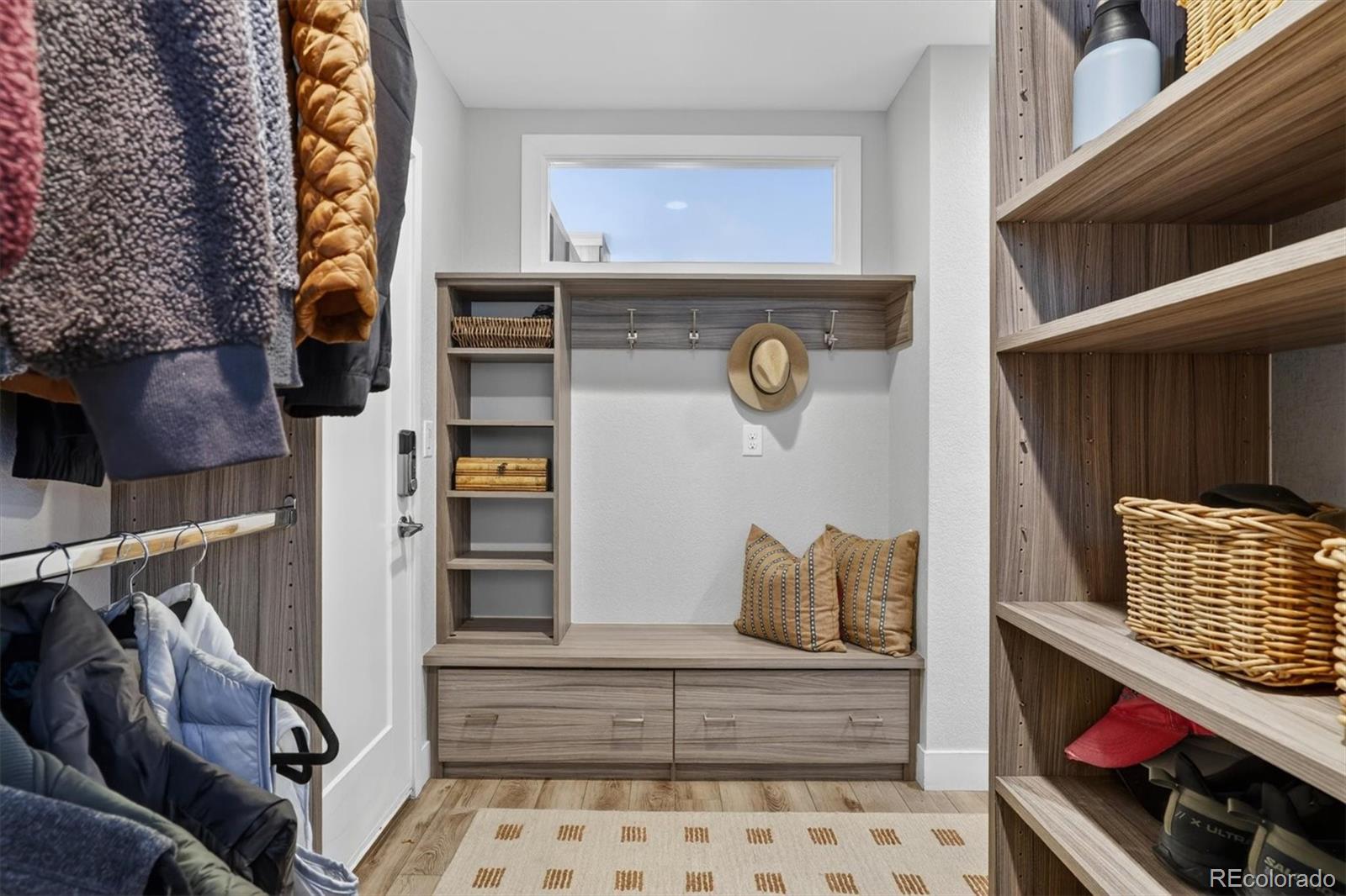 MLS Image #19 for 6601  fern drive,denver, Colorado