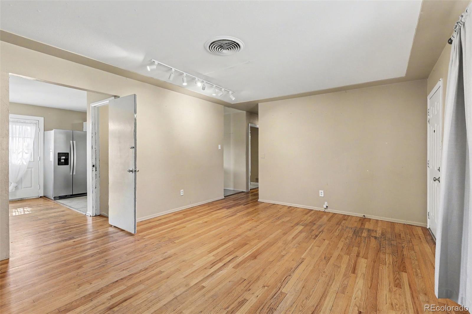 MLS Image #4 for 958 s jasmine street,denver, Colorado