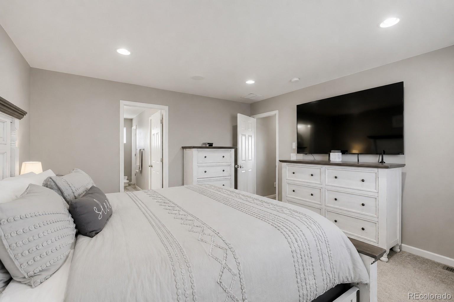 MLS Image #16 for 1558  sorenson drive,windsor, Colorado