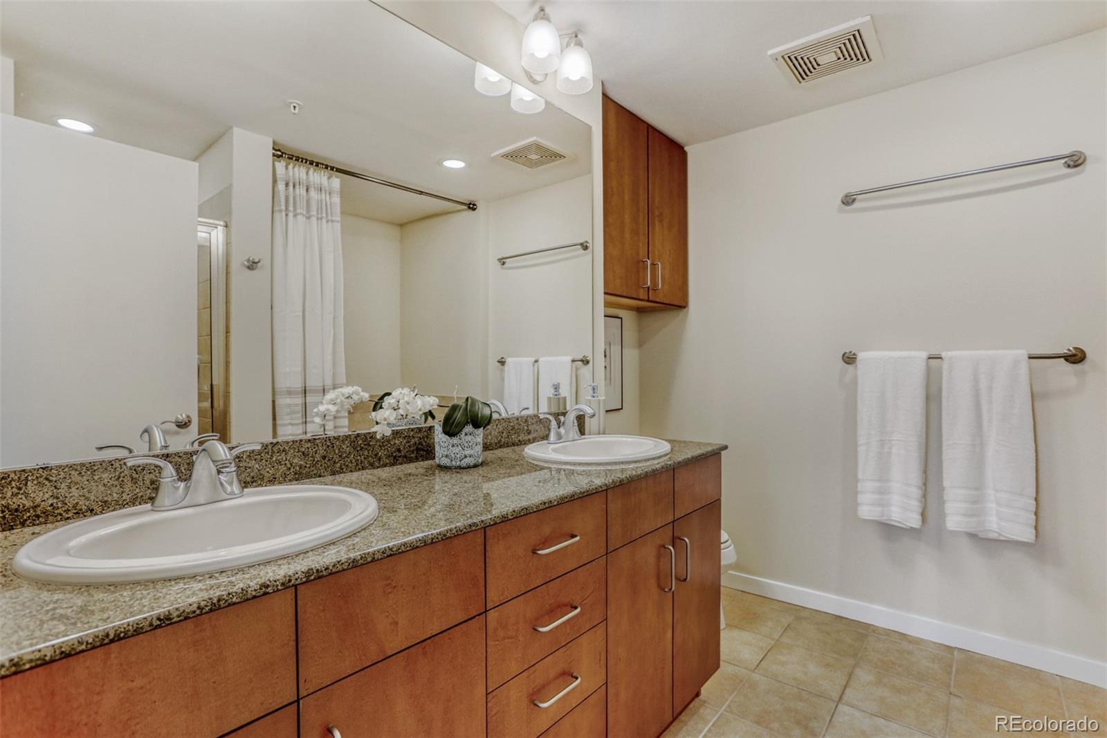 MLS Image #12 for 3601  arapahoe avenue,boulder, Colorado