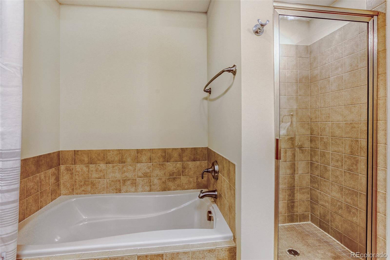 MLS Image #13 for 3601  arapahoe avenue,boulder, Colorado