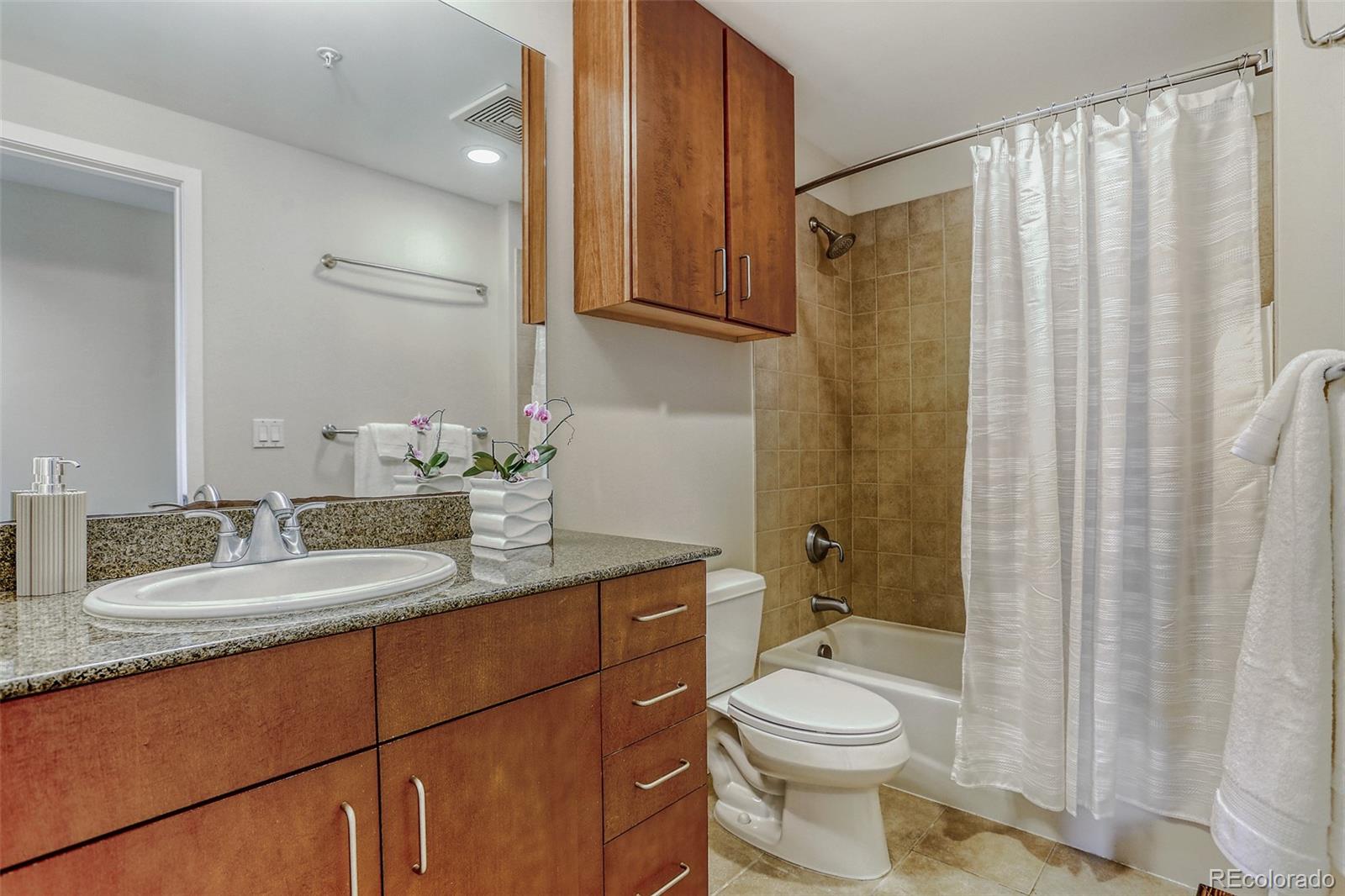 MLS Image #14 for 3601  arapahoe avenue,boulder, Colorado