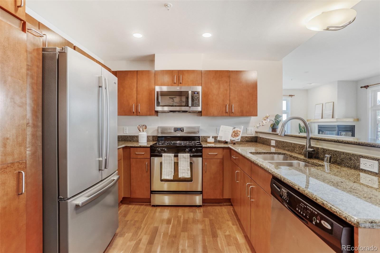 MLS Image #7 for 3601  arapahoe avenue,boulder, Colorado