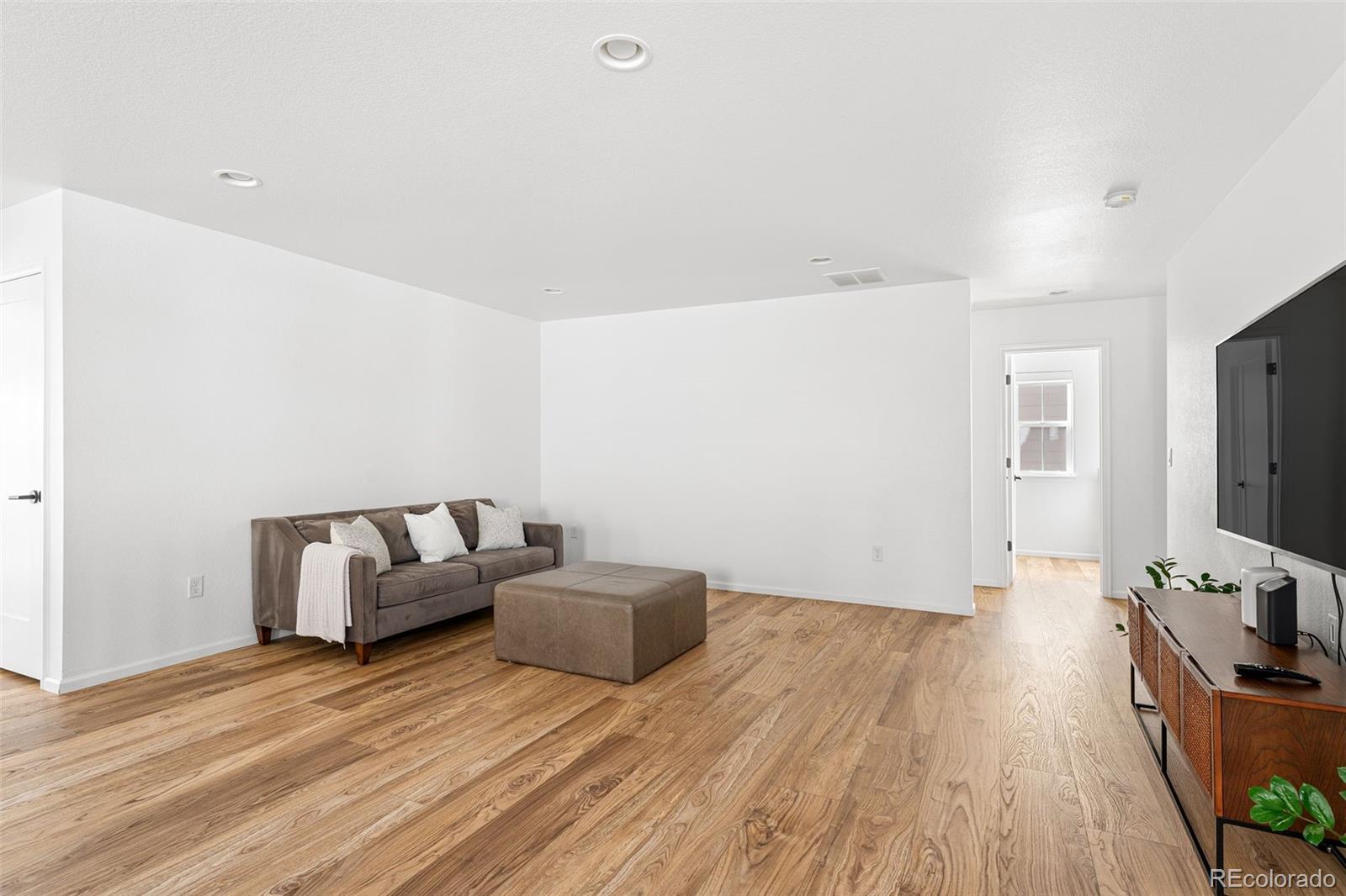 MLS Image #18 for 7281 s vandriver way,aurora, Colorado