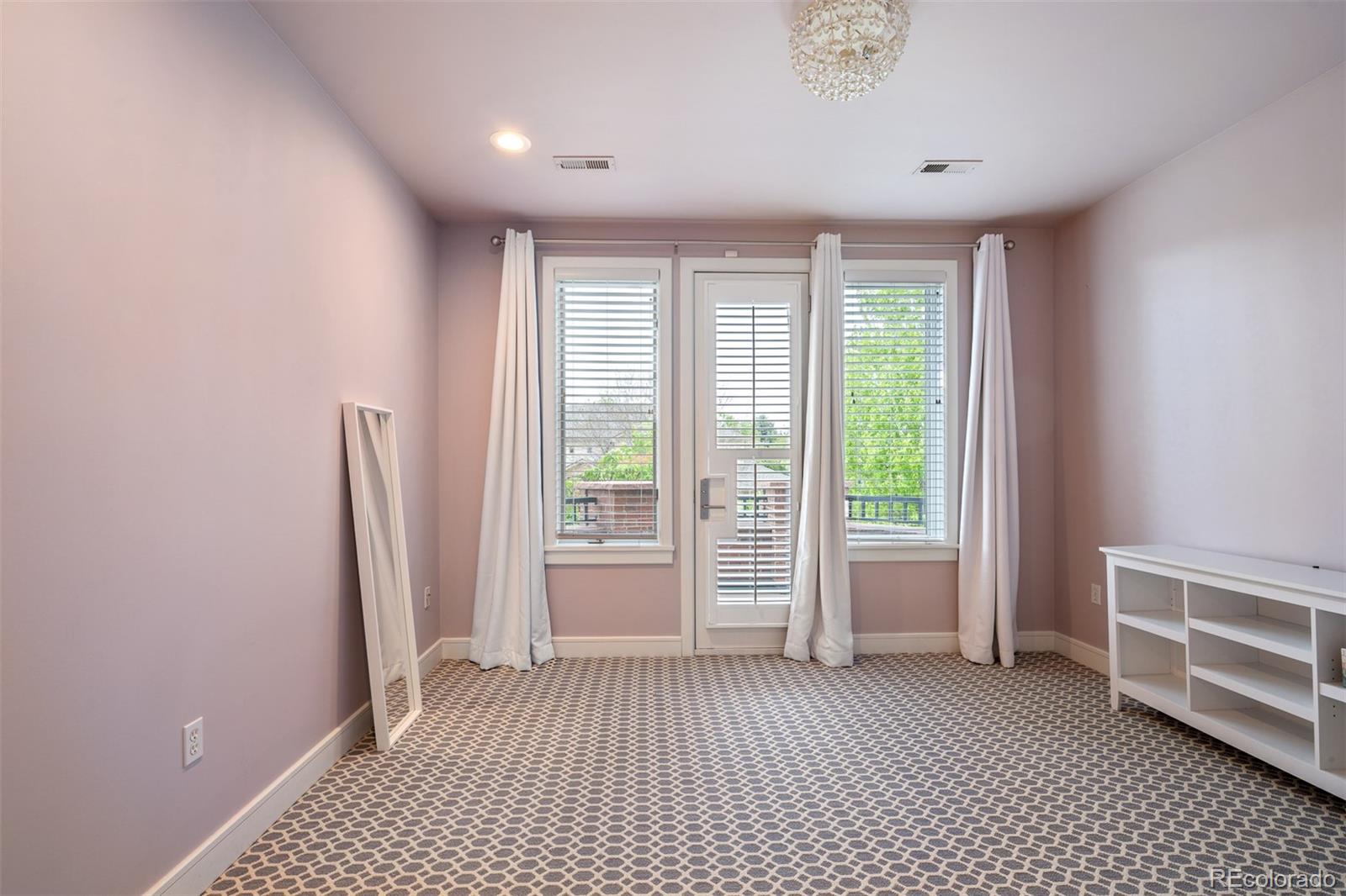 MLS Image #40 for 142 s olive street,denver, Colorado
