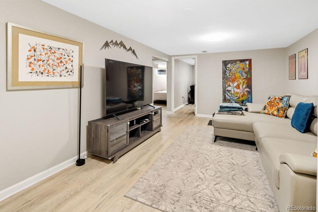MLS Image #19 for 7925  vallejo street,denver, Colorado