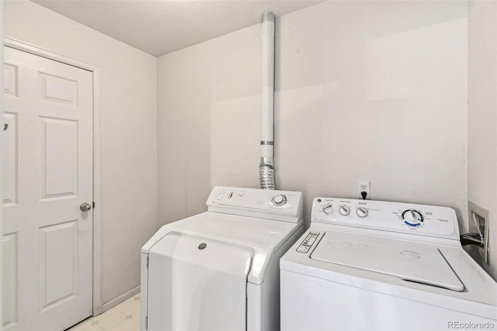 MLS Image #16 for 4003 s carson street b,aurora, Colorado