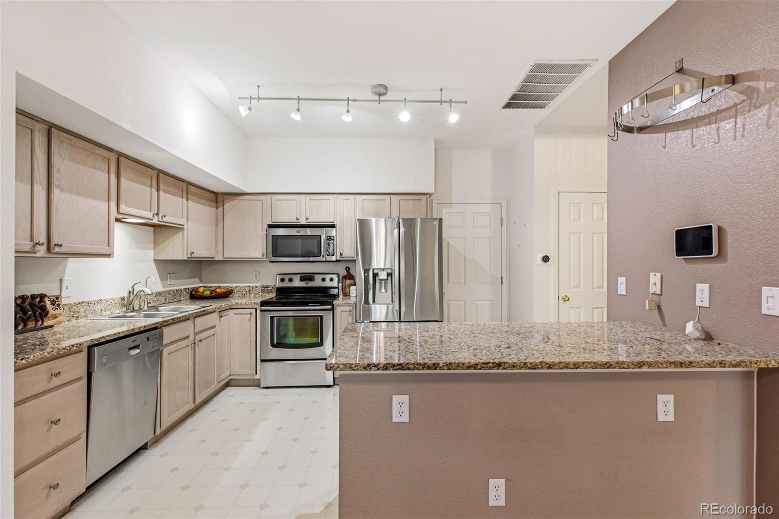 MLS Image #8 for 4003 s carson street b,aurora, Colorado