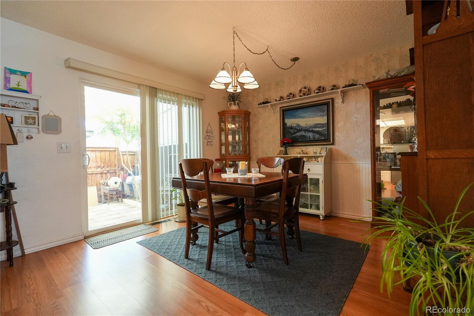 MLS Image #5 for 9155 e oxford drive,denver, Colorado