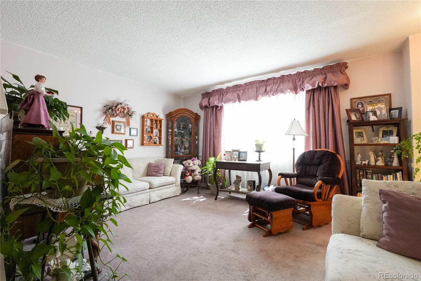 MLS Image #7 for 9155 e oxford drive,denver, Colorado