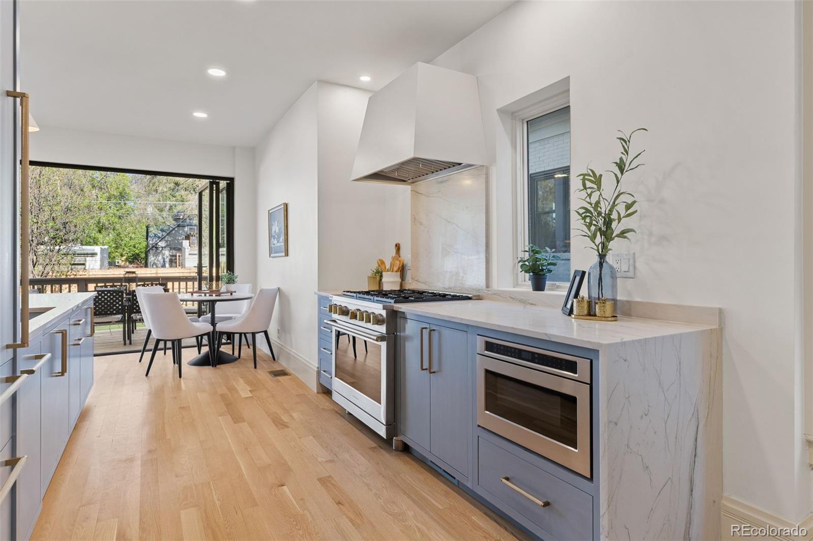 MLS Image #14 for 641 s pearl street,denver, Colorado