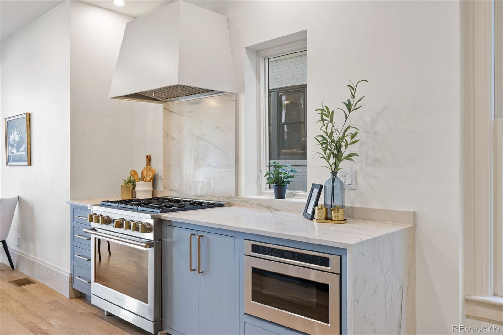 MLS Image #19 for 641 s pearl street,denver, Colorado