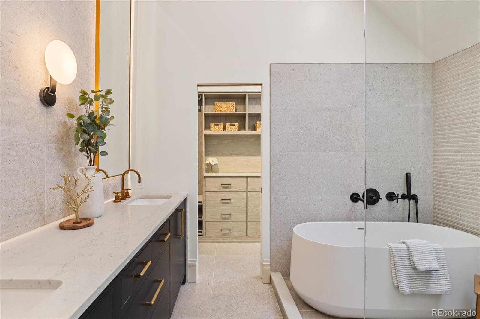 MLS Image #26 for 641 s pearl street,denver, Colorado