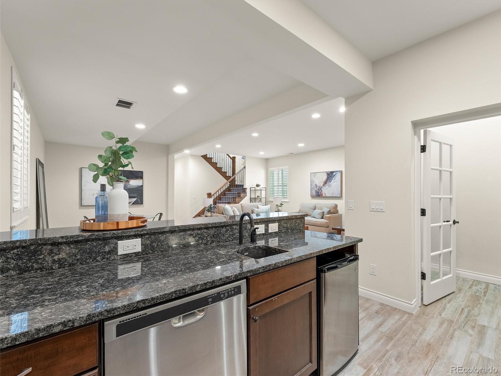 MLS Image #36 for 175 s humboldt street,denver, Colorado