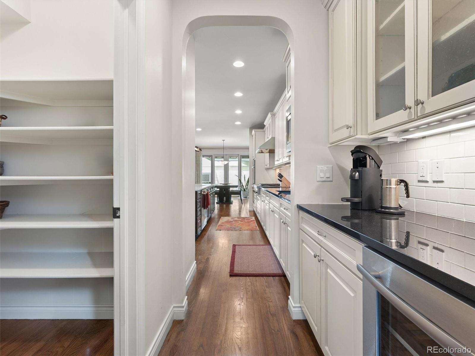 MLS Image #8 for 175 s humboldt street,denver, Colorado