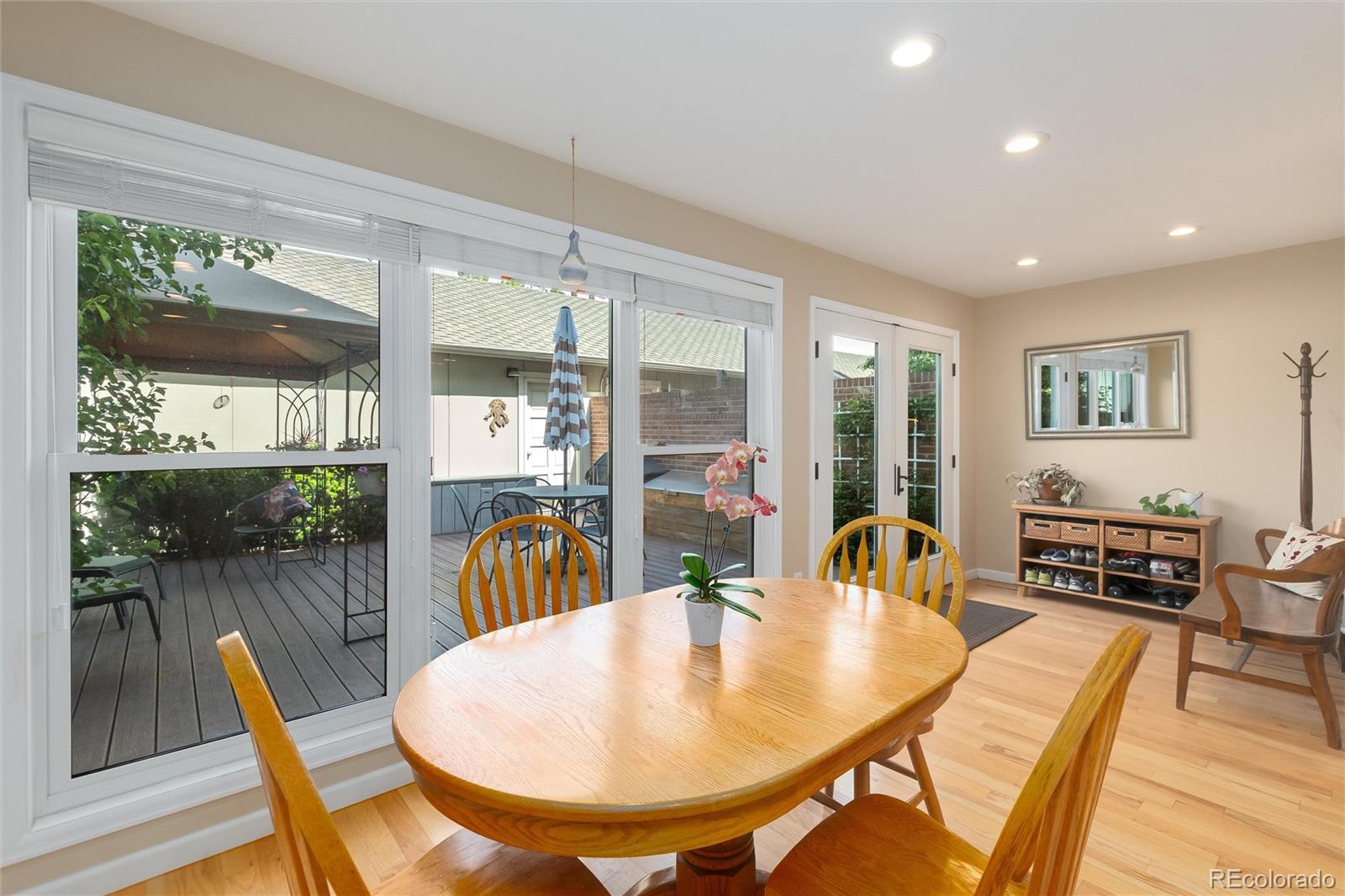 MLS Image #11 for 284 n monroe street,denver, Colorado