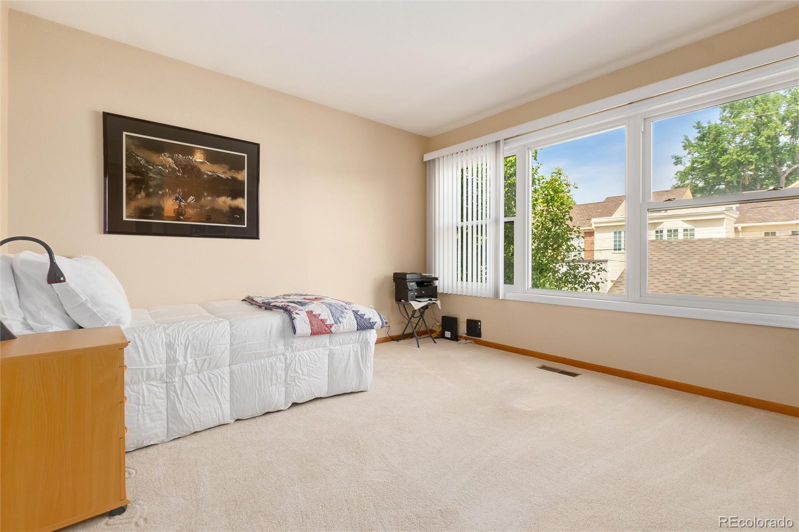 MLS Image #14 for 284 n monroe street,denver, Colorado