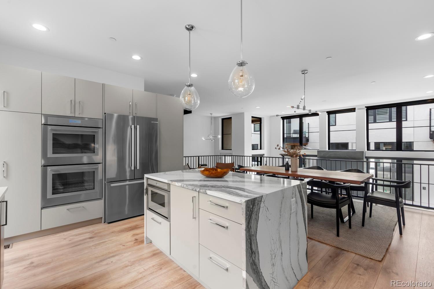 MLS Image #19 for 818  ash street,denver, Colorado