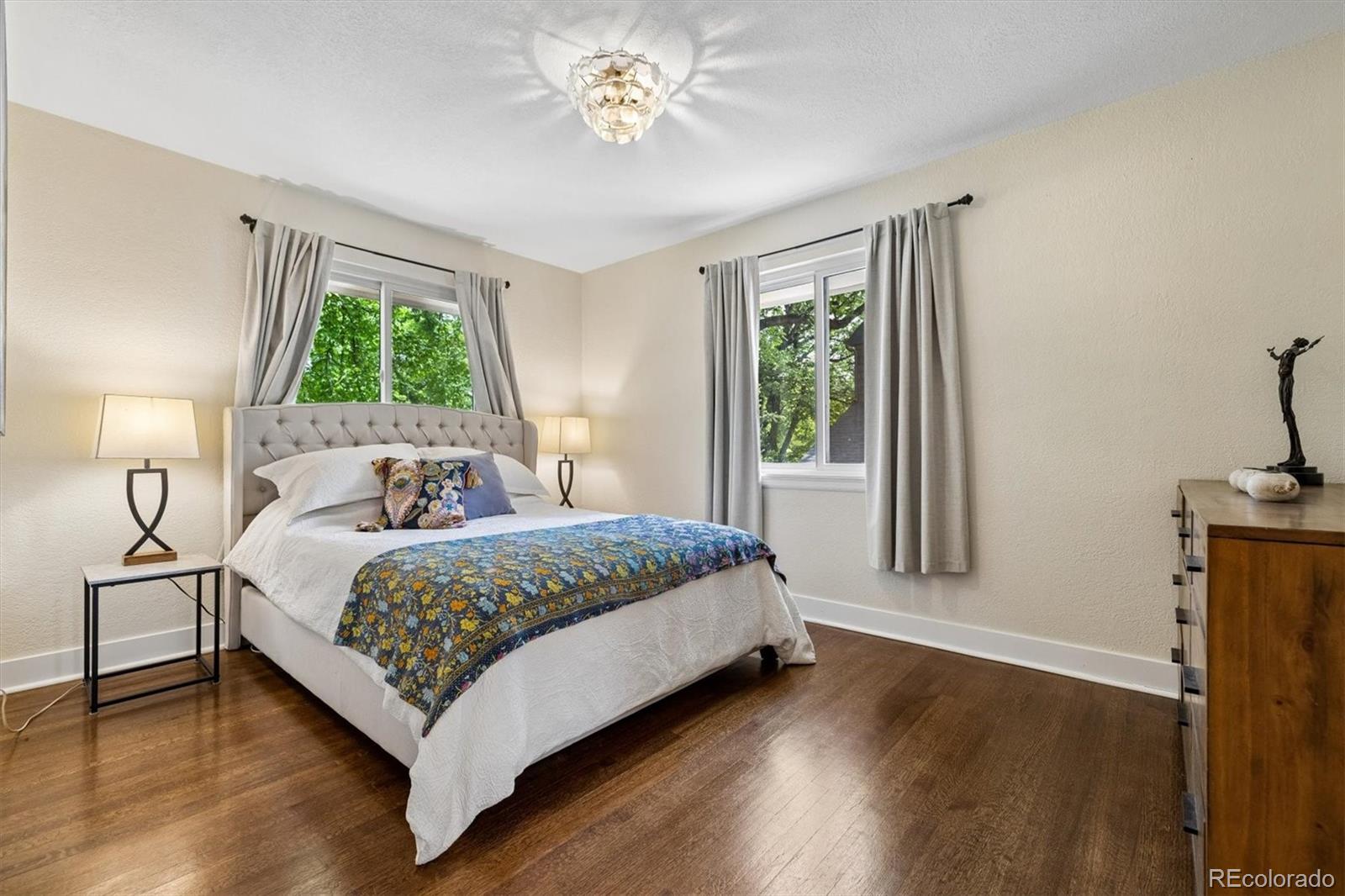 MLS Image #18 for 3720 e 7th ave pkwy,denver, Colorado