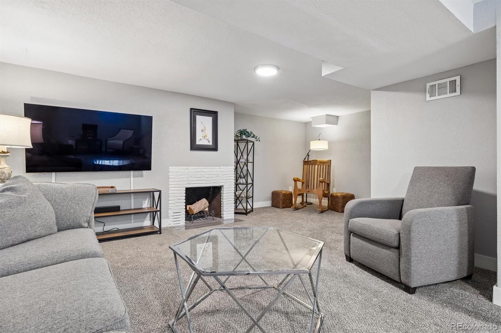 MLS Image #27 for 3720 e 7th ave pkwy,denver, Colorado