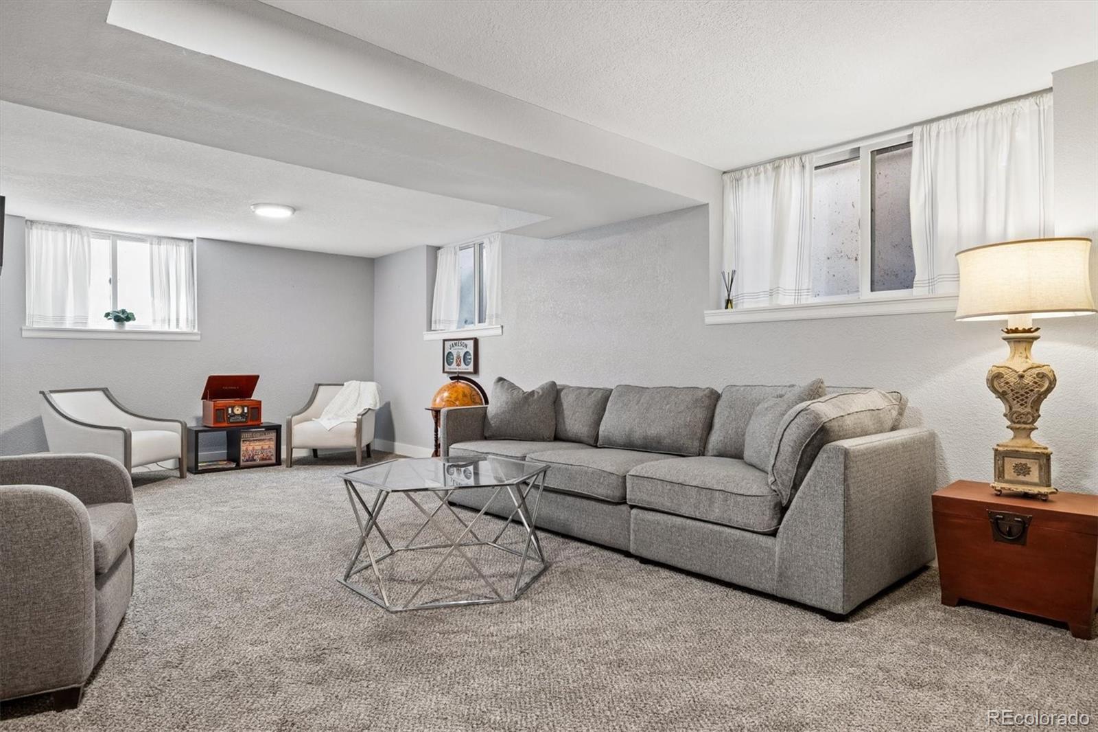 MLS Image #28 for 3720 e 7th ave pkwy,denver, Colorado