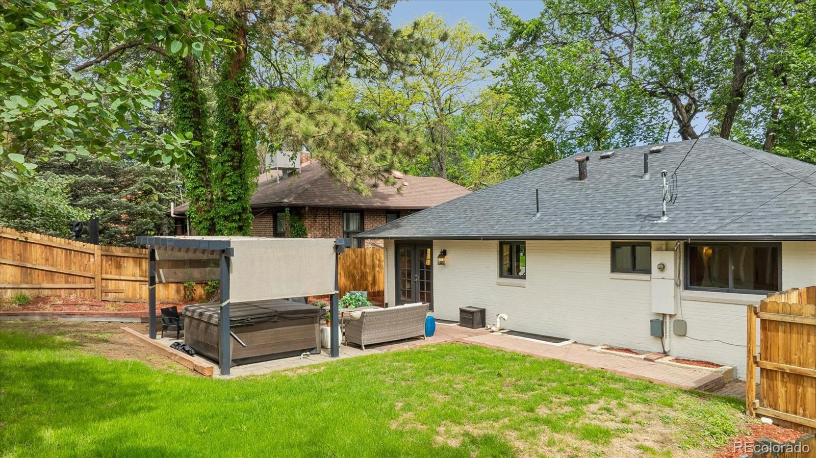 MLS Image #34 for 3720 e 7th ave pkwy,denver, Colorado