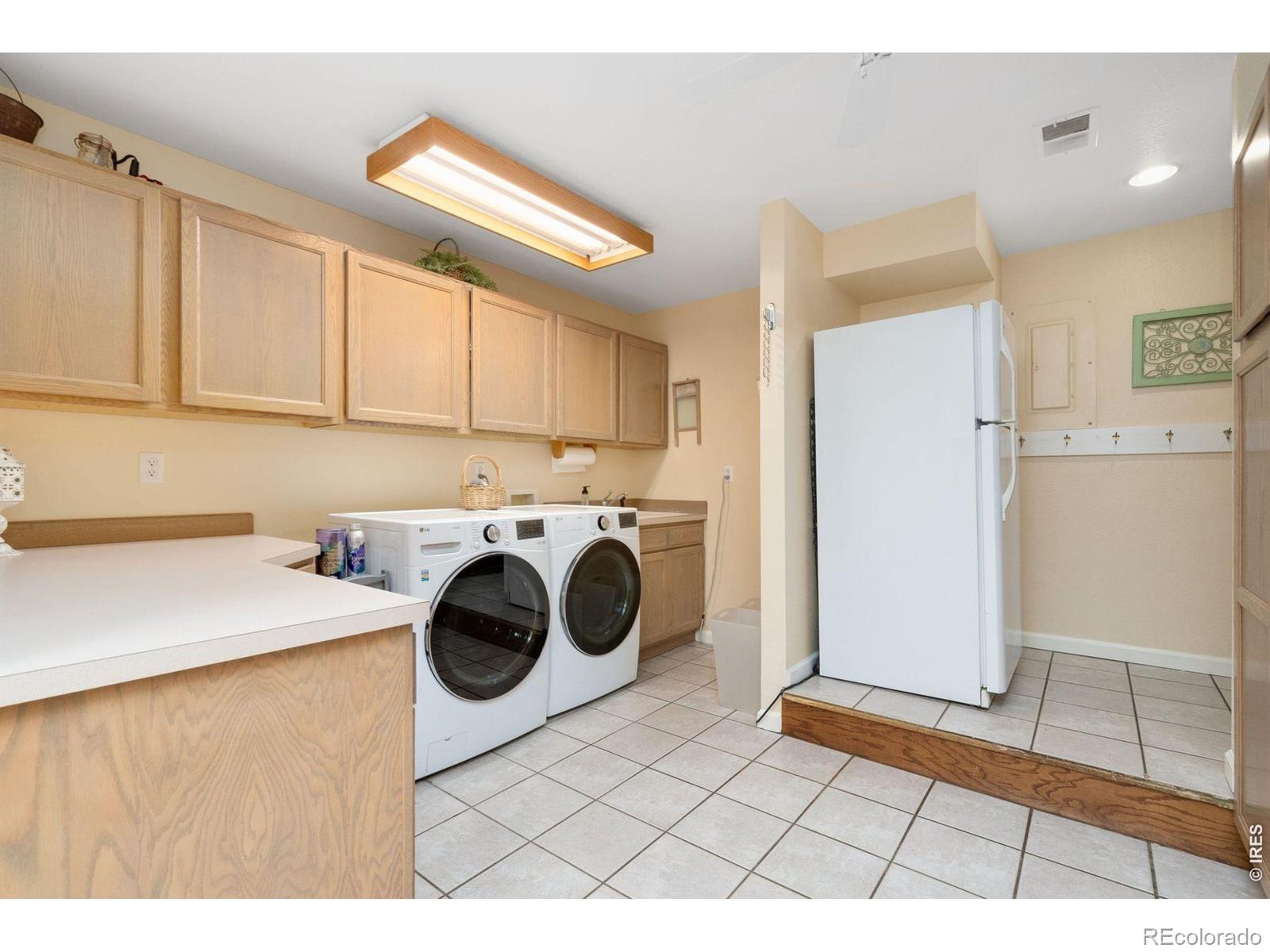 MLS Image #15 for 1055  coho run,fort collins, Colorado