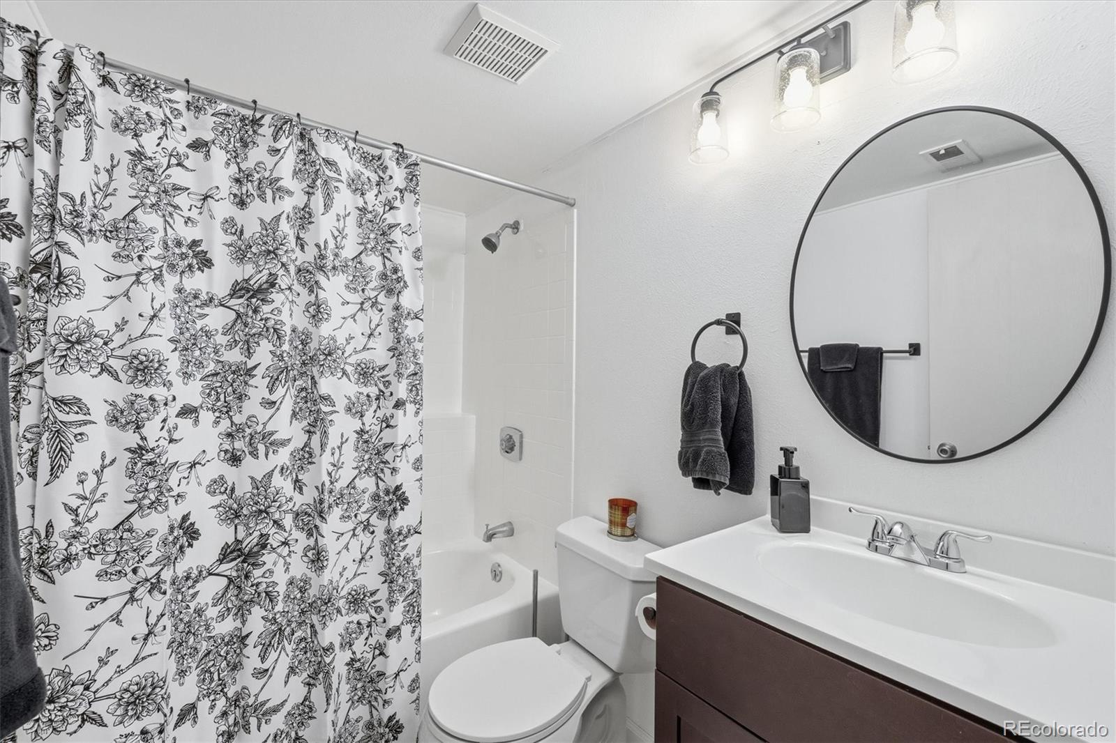 MLS Image #11 for 6054 s taft way,littleton, Colorado