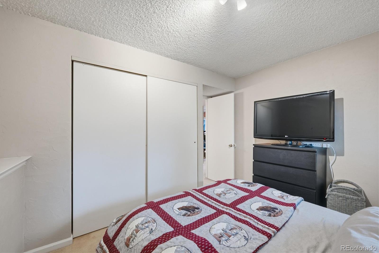 MLS Image #17 for 6054 s taft way,littleton, Colorado