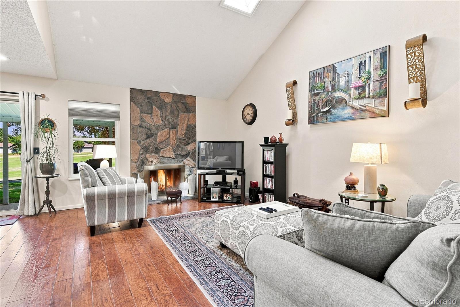 MLS Image #11 for 2528 s vaughn way,aurora, Colorado
