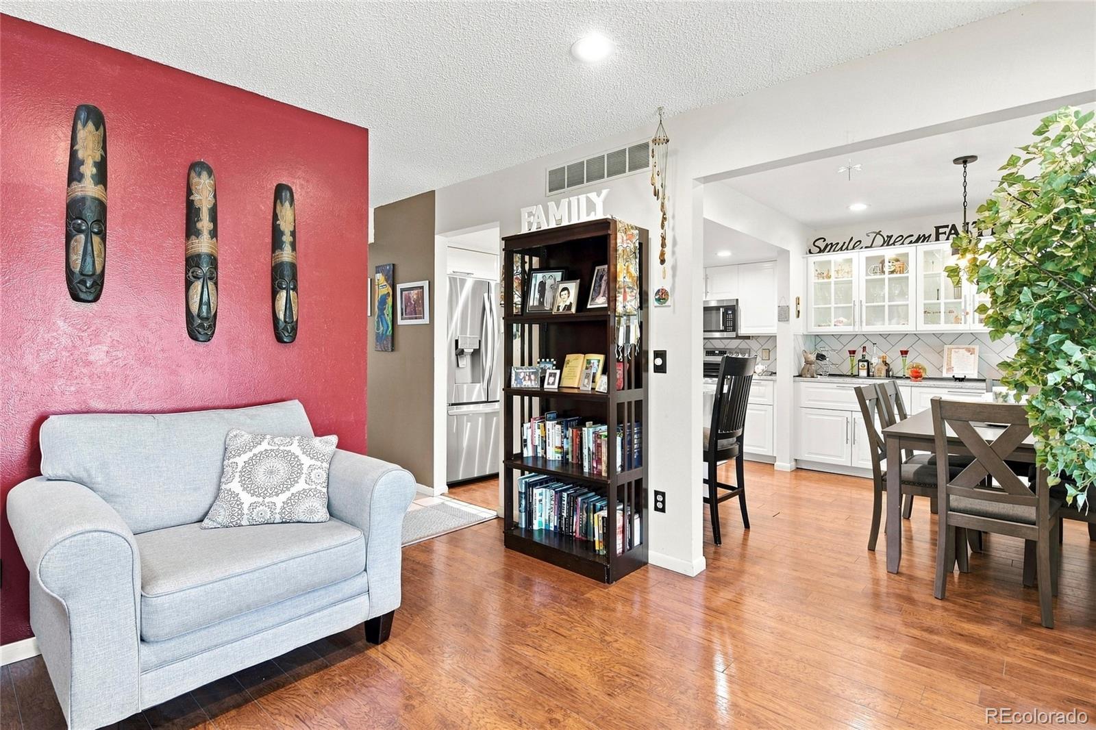 MLS Image #16 for 2528 s vaughn way,aurora, Colorado