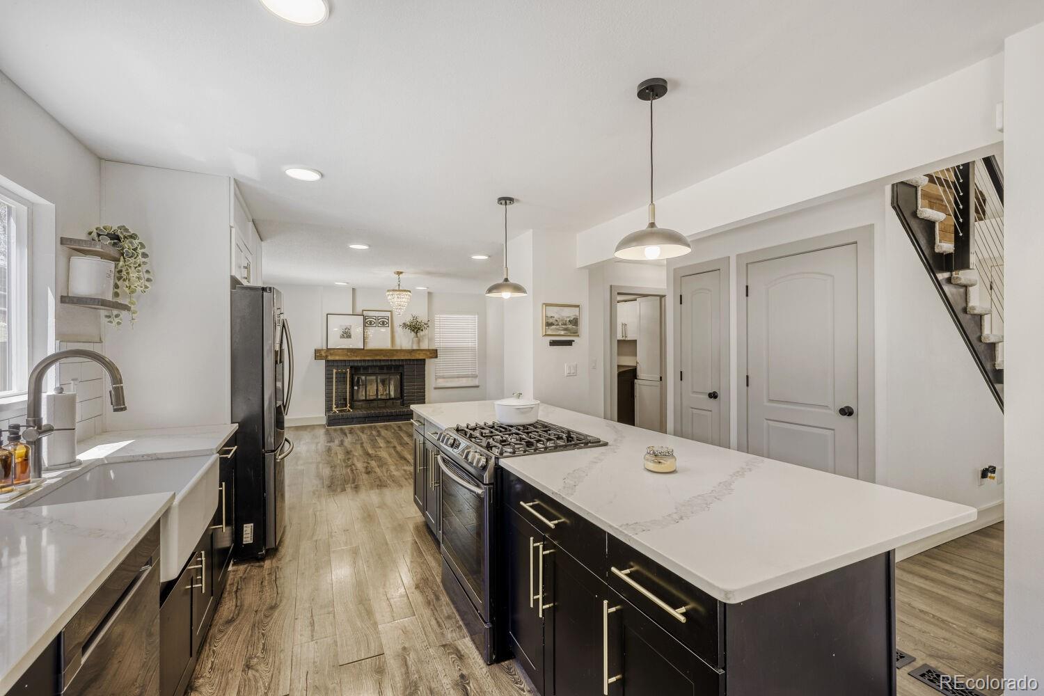 MLS Image #3 for 5849 s jebel way,aurora, Colorado