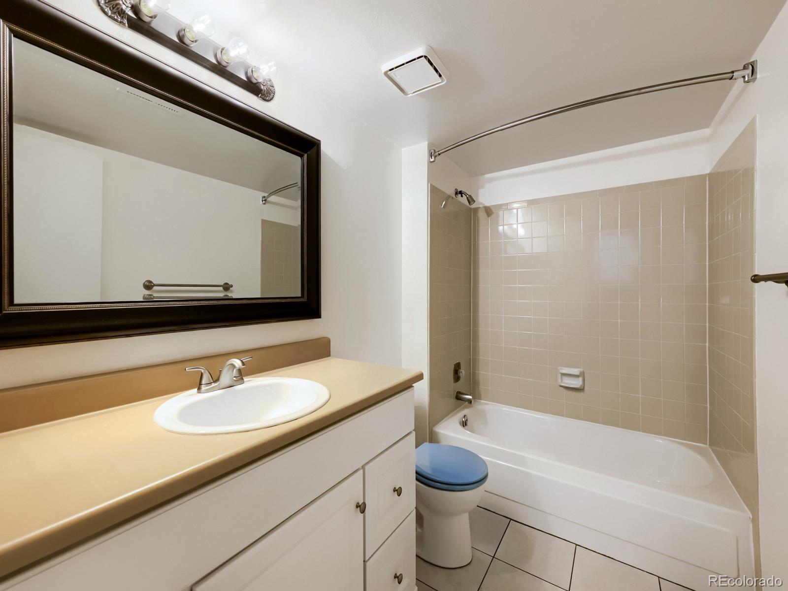 MLS Image #22 for 11846 e cornell circle ,aurora, Colorado