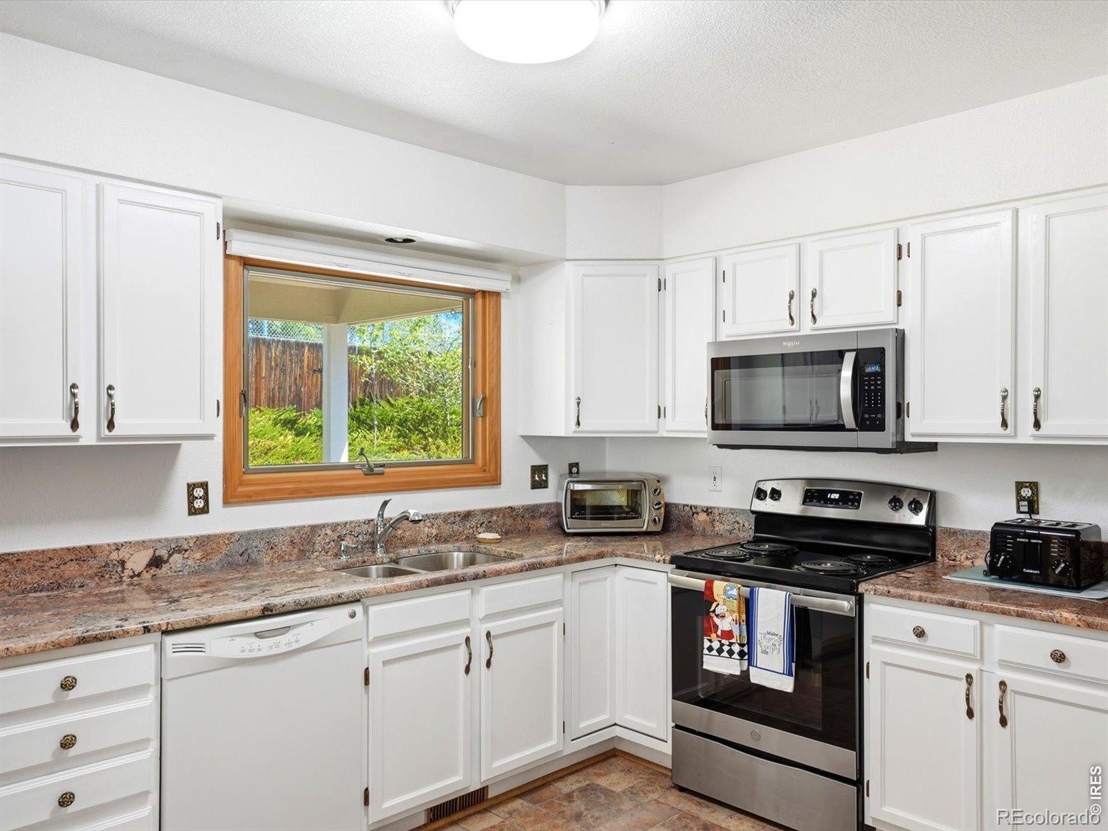 MLS Image #15 for 1620  16th place,longmont, Colorado