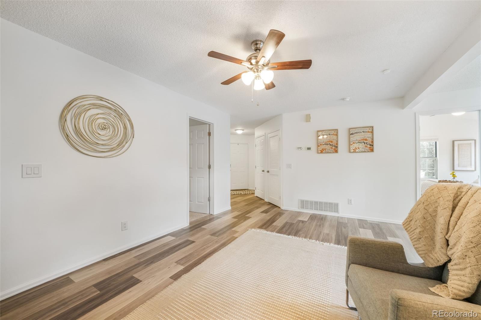 MLS Image #4 for 2105  troy court,colorado springs, Colorado