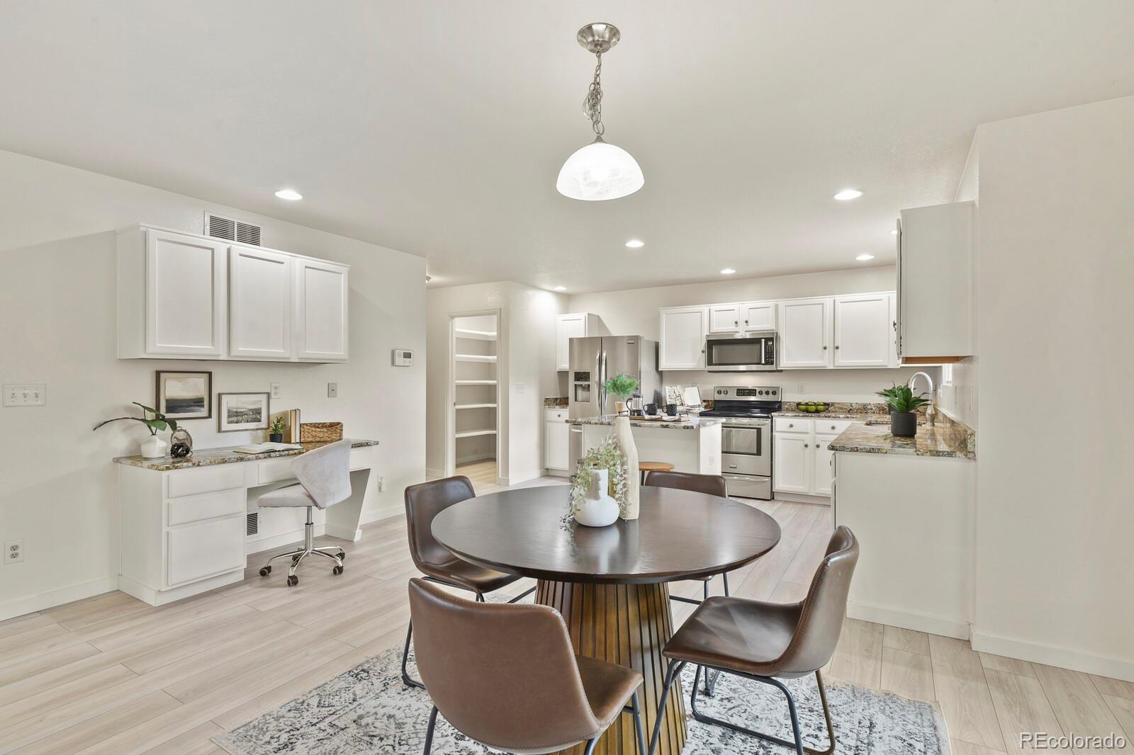 MLS Image #14 for 10039  granby drive,commerce city, Colorado