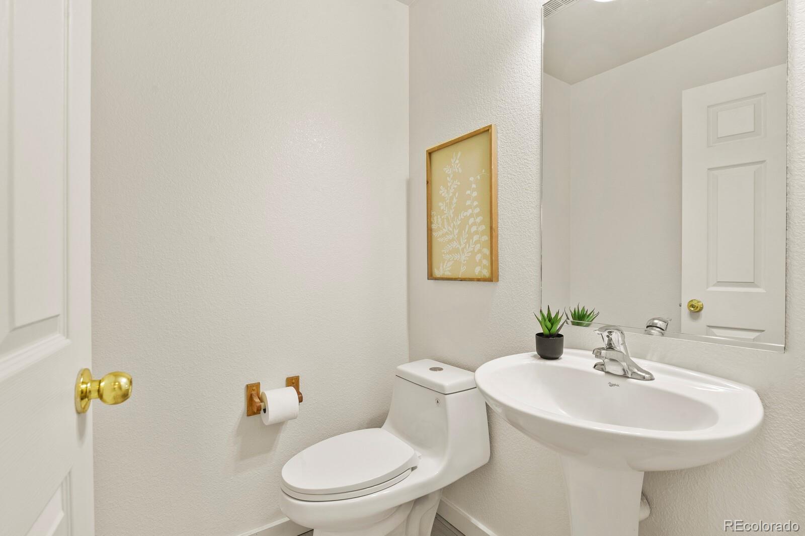 MLS Image #21 for 10039  granby drive,commerce city, Colorado