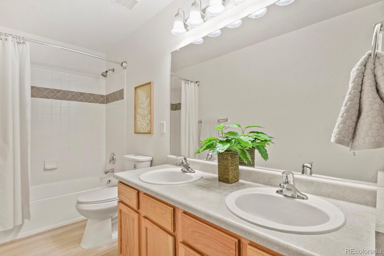 MLS Image #32 for 10039  granby drive,commerce city, Colorado
