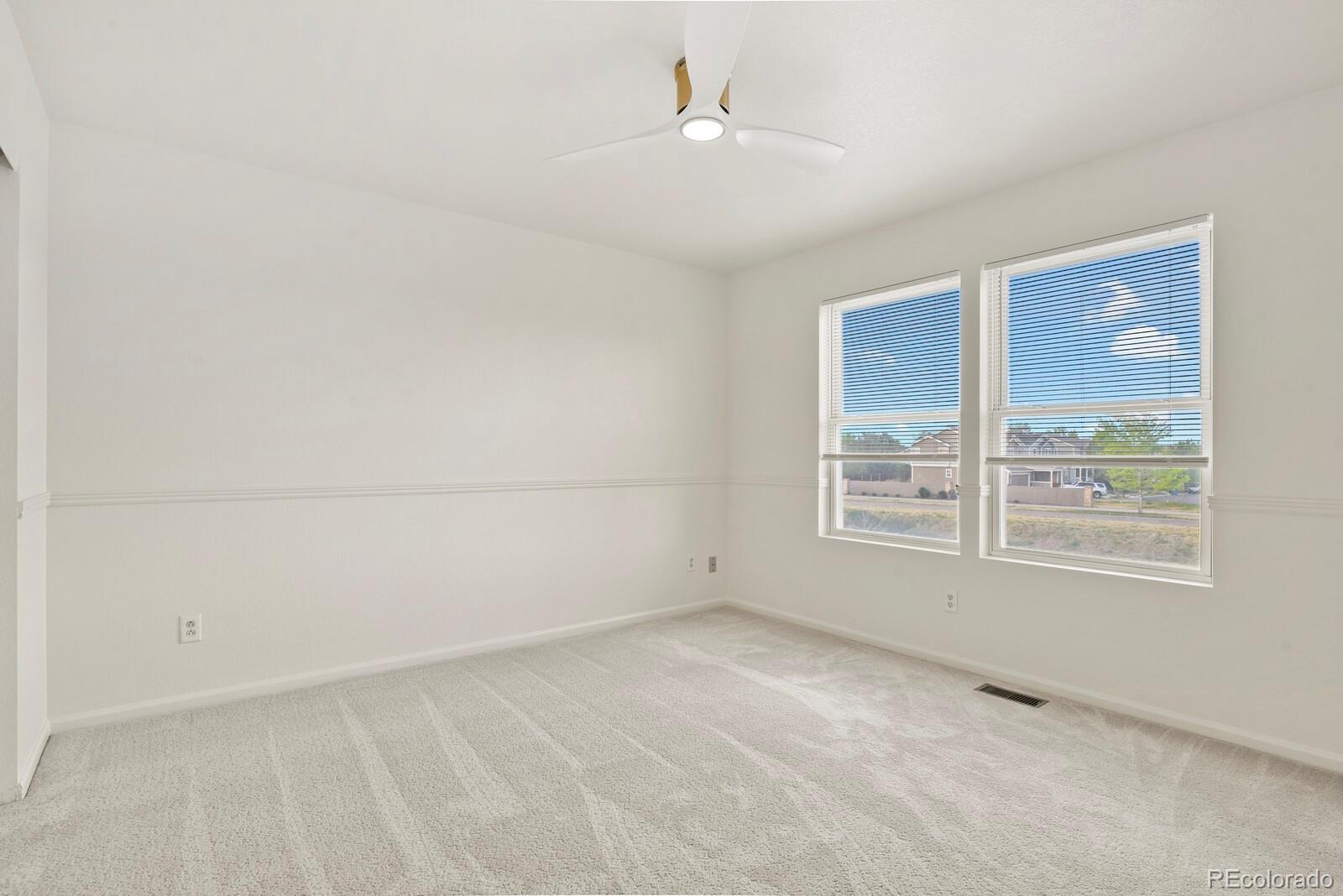 MLS Image #38 for 10039  granby drive,commerce city, Colorado