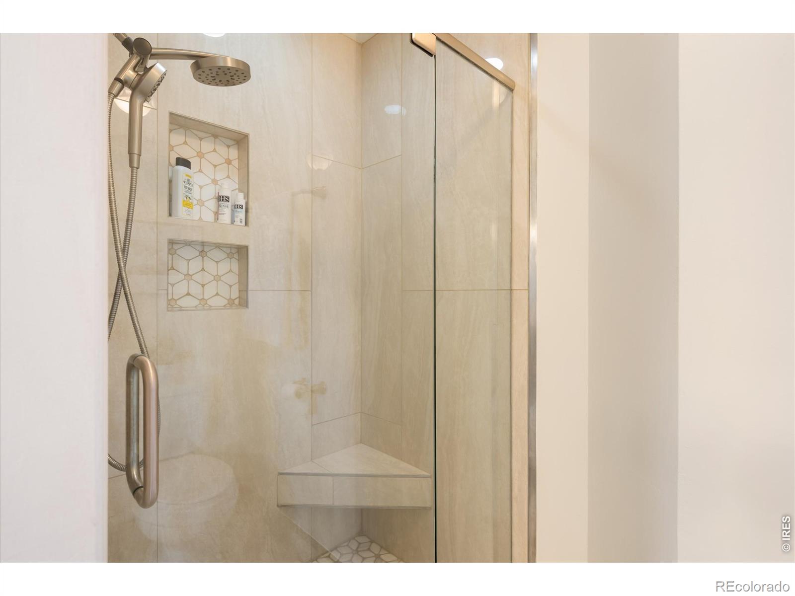 MLS Image #11 for 2029  linden lake road,fort collins, Colorado