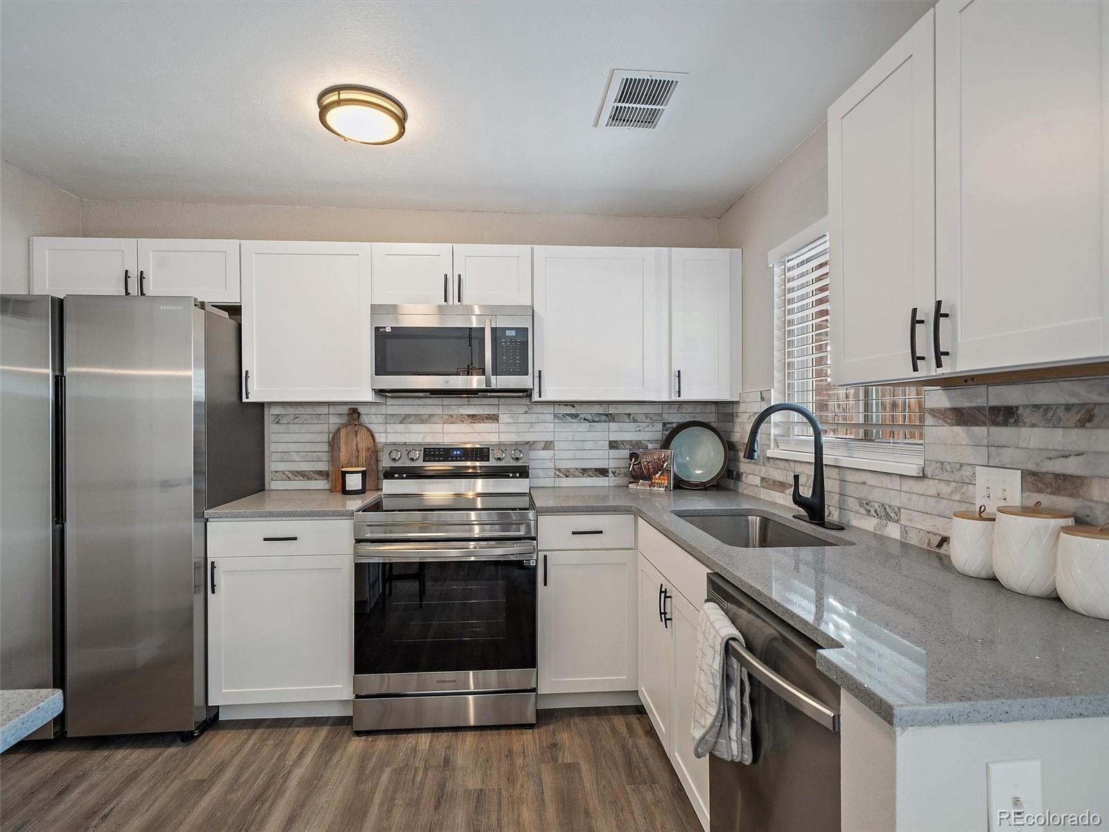 MLS Image #10 for 5543 s lowell boulevard,littleton, Colorado