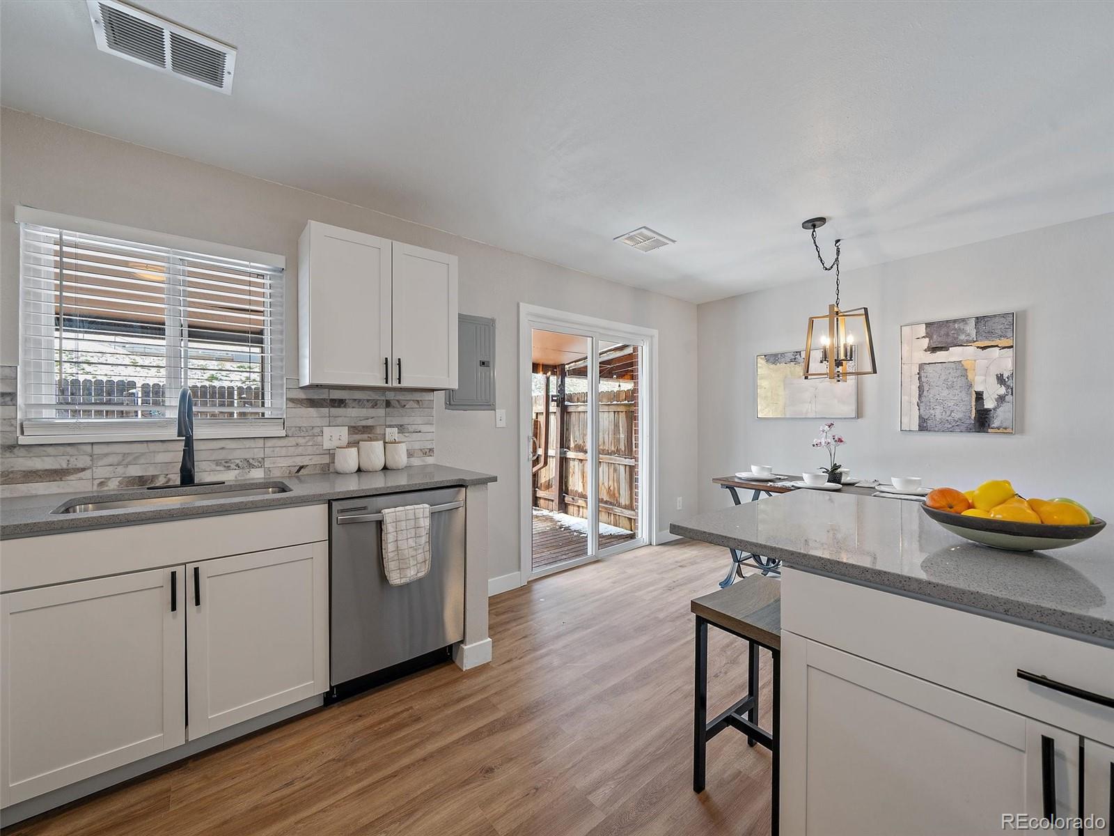 MLS Image #11 for 5543 s lowell boulevard,littleton, Colorado
