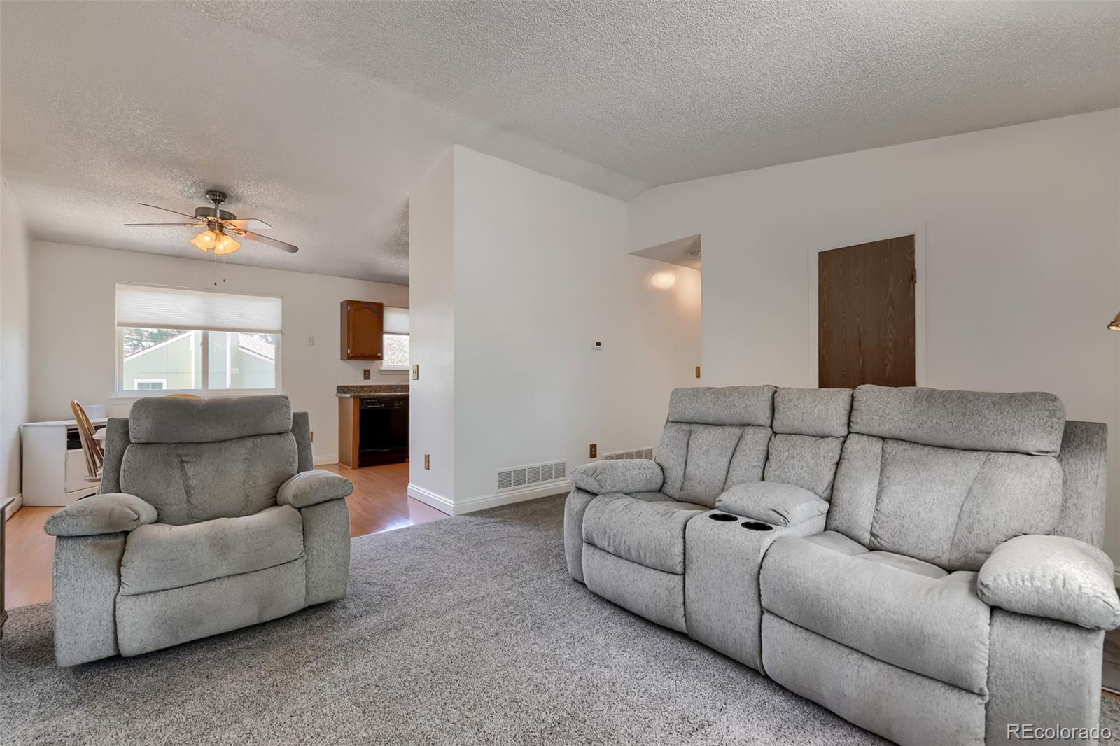 MLS Image #3 for 3911 s ensenada court,aurora, Colorado