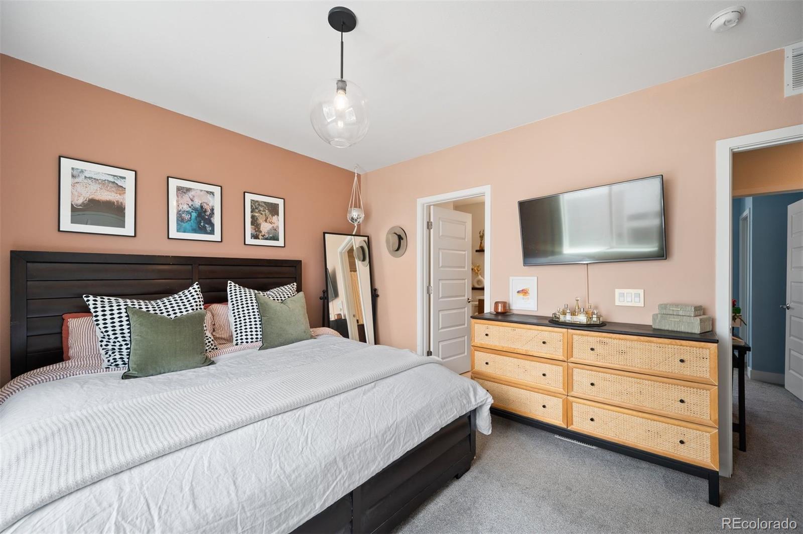 MLS Image #18 for 3090  wilson court,denver, Colorado