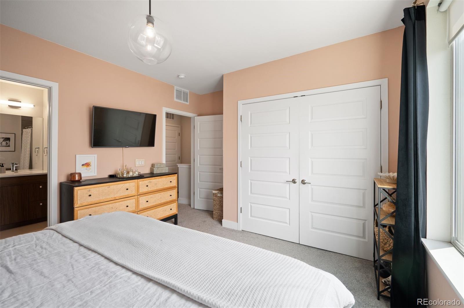 MLS Image #20 for 3090  wilson court,denver, Colorado